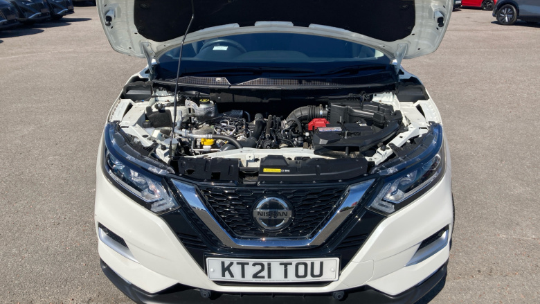 Nissan Qashqai 1.3 DiG-T 160 [157] N-Connecta 5dr DCT Glass Roof Petrol Hatchback